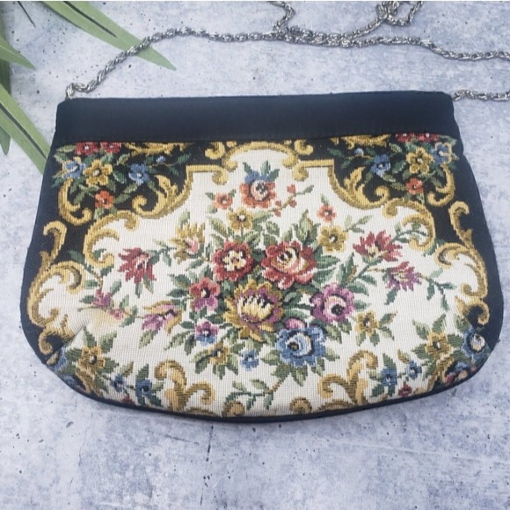 Floral Chain Clutch Small Bag - Picture 2 of 6